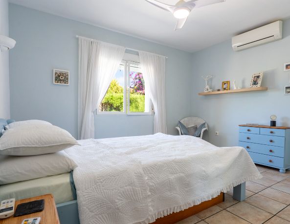 Traditionell Enplansvilla i Costa Nova, Jávea – Platt Tomt, Pool och Utomhusliv