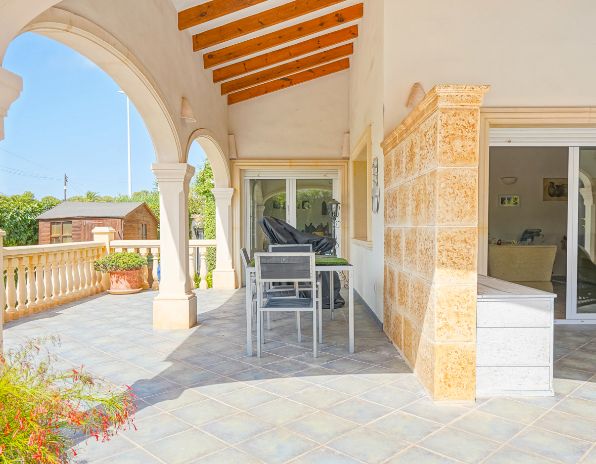 Traditionell Enplansvilla i Costa Nova, Jávea – Platt Tomt, Pool och Utomhusliv
