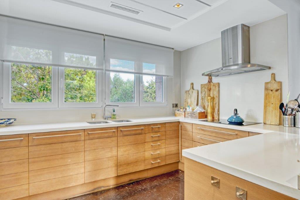 Modern villa med 5 sovrum till salu i Javea